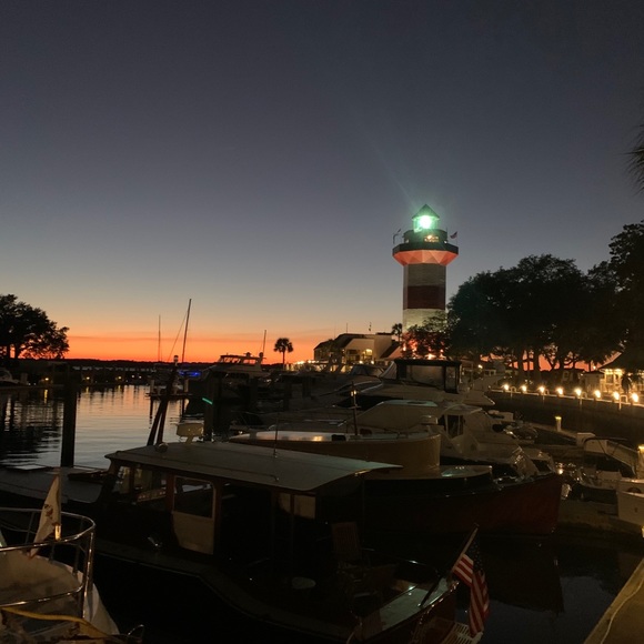 Welcome To My Closet Have Fun Shopping - Picture 15 of 15